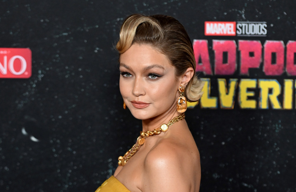 Gigi Hadid pubblica la prima foto social col fidanzato Bradley Cooper