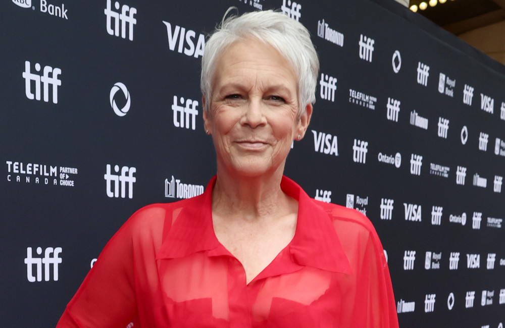 L’attrice Jamie Lee Curtis e la chirurgia estetica agli occhi: ‘Sono pentita’