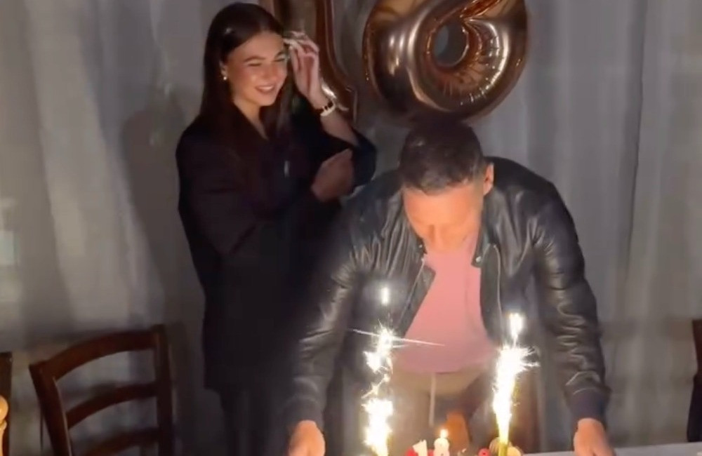 La figlia di Totti e Ilary diventa maggiorenne: papà Francesco porta la torta
