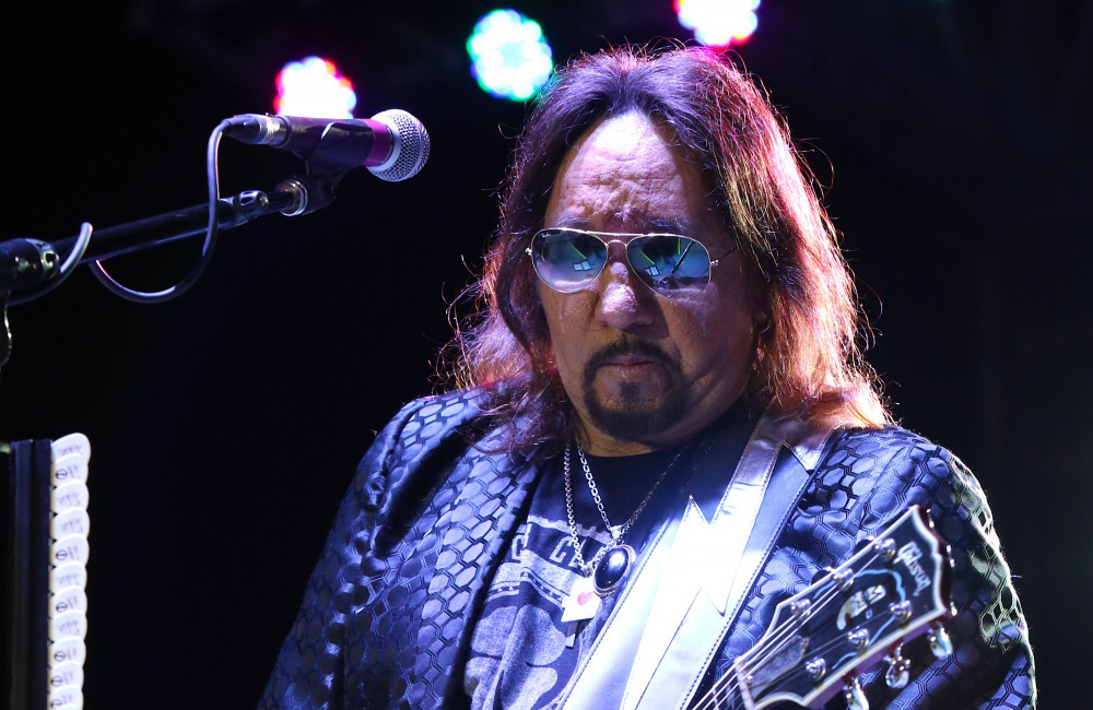Ace Frehley, cofondatore dei KISS, muore a 74 anni