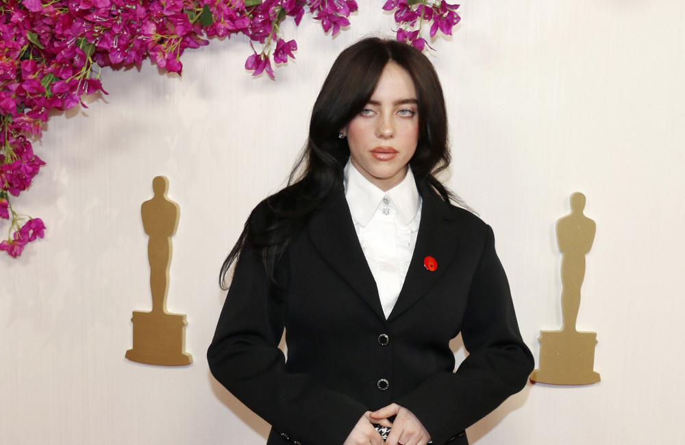 Billie Eilish critica la violenza dell’ICE mentre riceve un premio per l’ambiente
