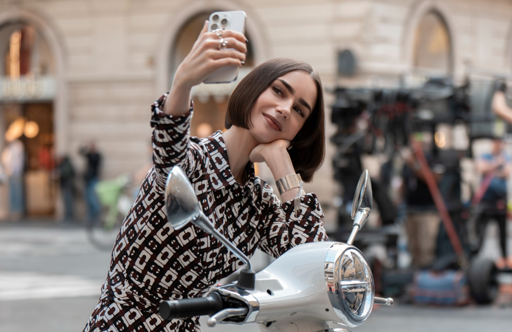 Emily in Paris pronta a tornare per la sesta stagione