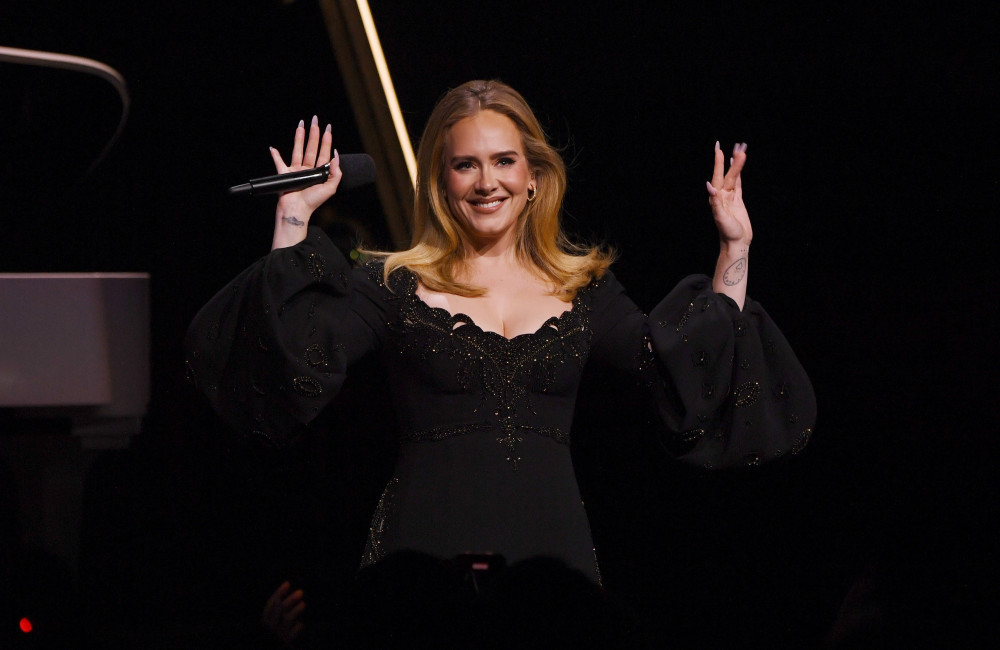 Adele si prepara al ritorno sulla scena musicale