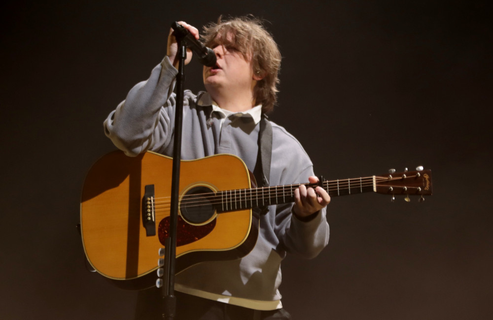 Lewis Capaldi deve continuare a lavorare su se stesso